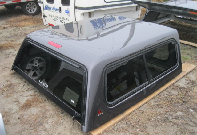 2015 ram 1500 bed cap